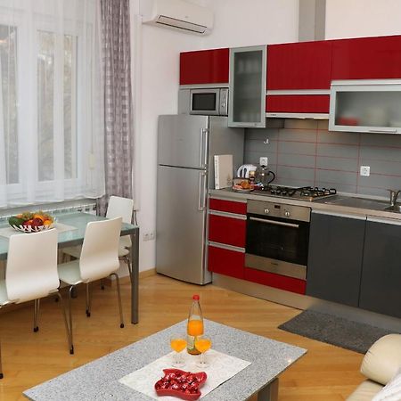 Apartment Elena 1, Zagreb City With Garage Buitenkant foto